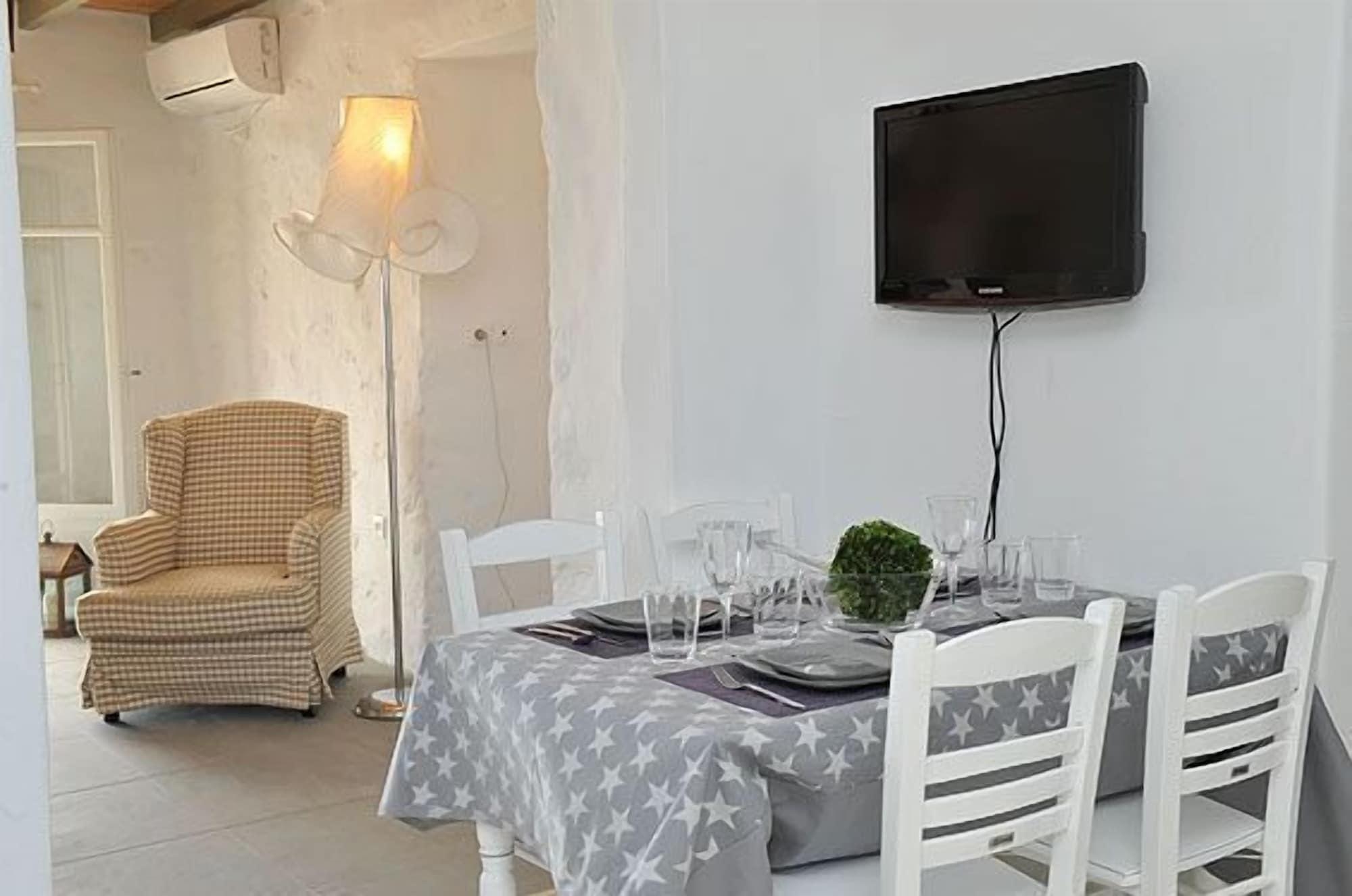 Apartahotel Stagones Luxury Ampelas
