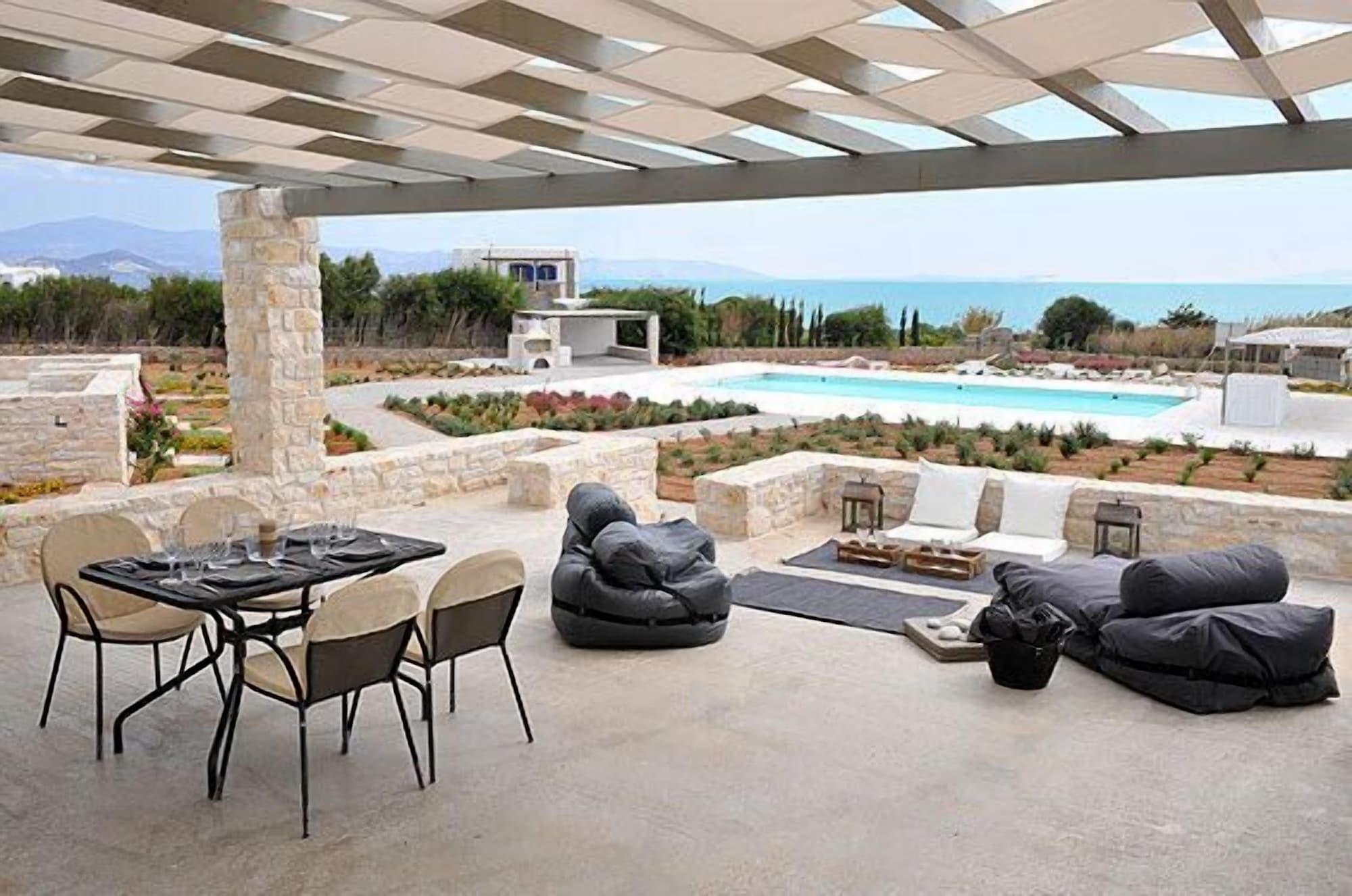 Stagones Luxury