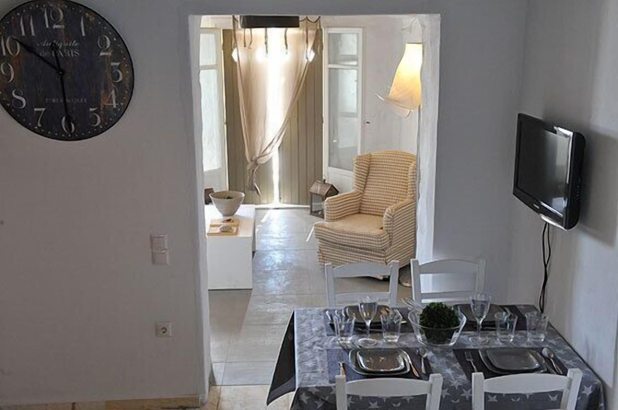 Stagones Luxury
