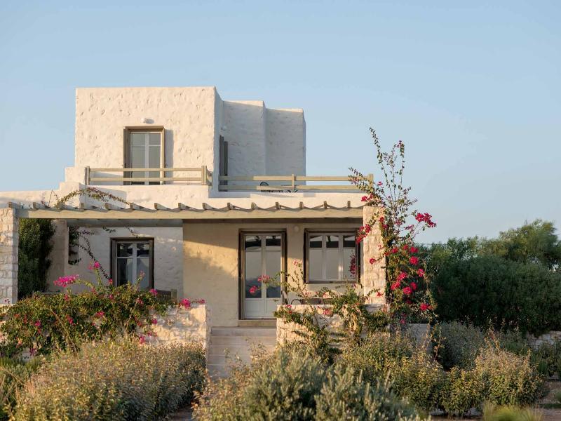 Stagones Luxury Aparthotel Ambelas