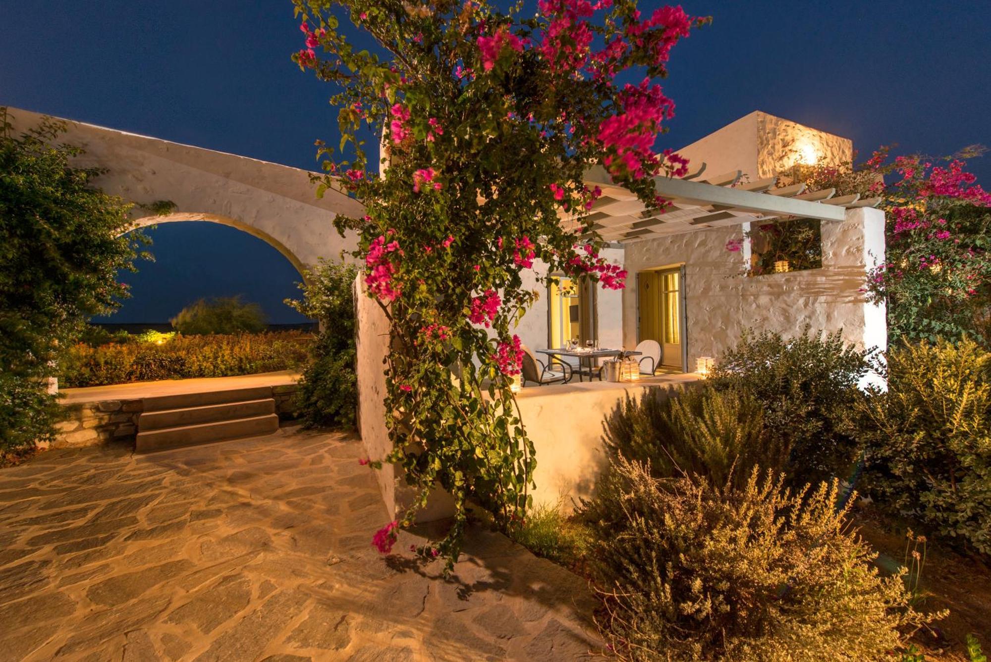 Stagones Luxury Aparthotel 4*